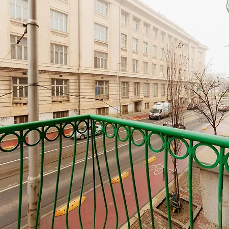 Riverside شقة